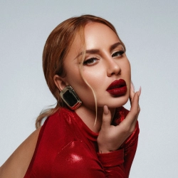 Исполнитель: ANNA ASTI