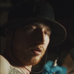 Джонні Дивний