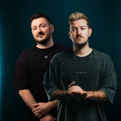 Исполнитель: LIZOT