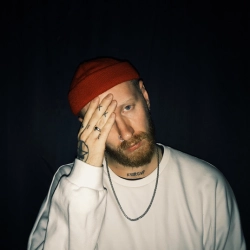 Исполнитель: RSAC